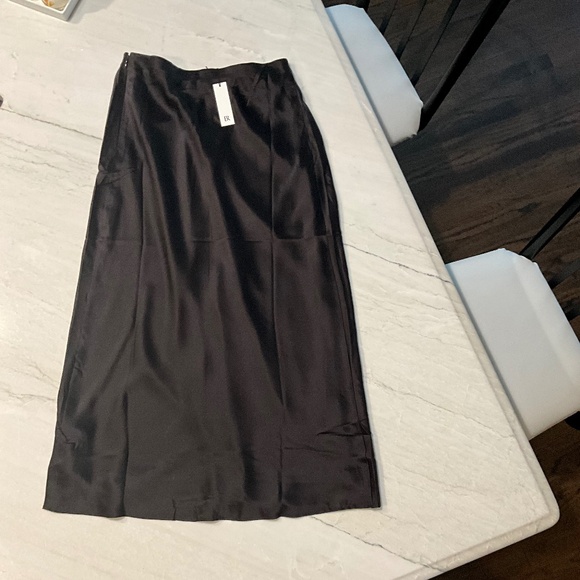 NWT Banana Republic Zandra Silk Midi Skirt  Chocolate Brown XS - Picture 5 of 5